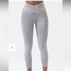 Body Engineered® One By One 7/8 Legging MW- Beige